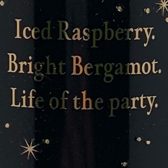 Victoria’s Secret - Glowing Places - 
Raspberry & Bergamot Scented - Picture 2 of 4